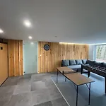 In The Woods With Nordic Bath Chalet
