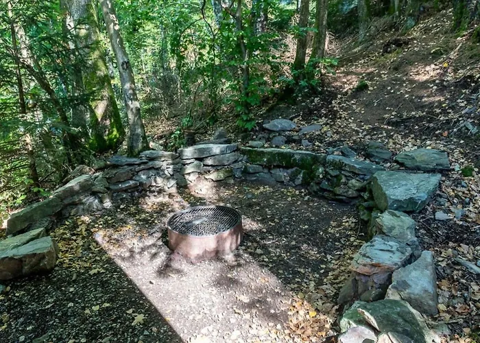 In The Woods With Nordic Bath Chalet Manhay