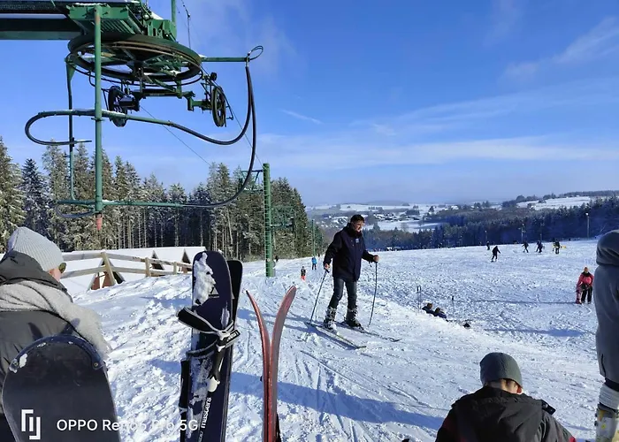 Chalet In The Woods With Nordic Bath Manhay