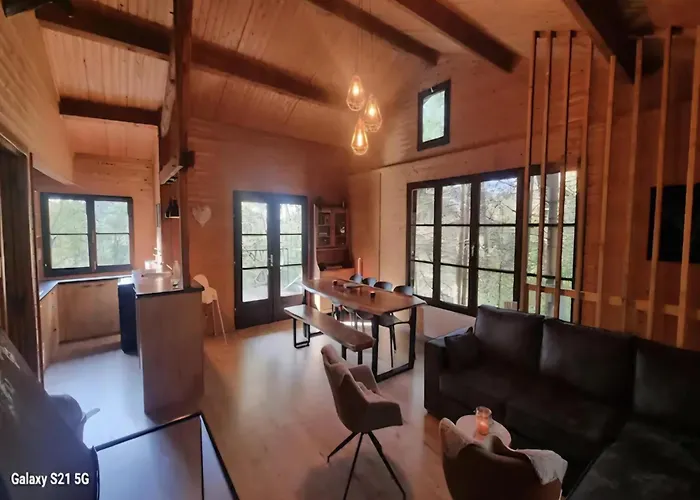 In The Woods With Nordic Bath Chalet *